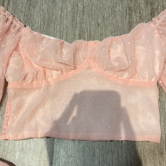 Sweet Heart Neck Blouse - Picture 6 of 6